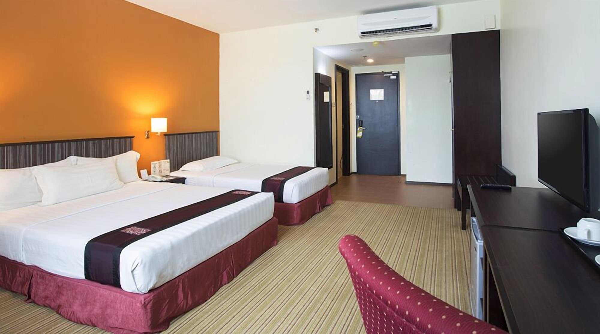Hotel Seri Malaysia Лавас Экстерьер фото