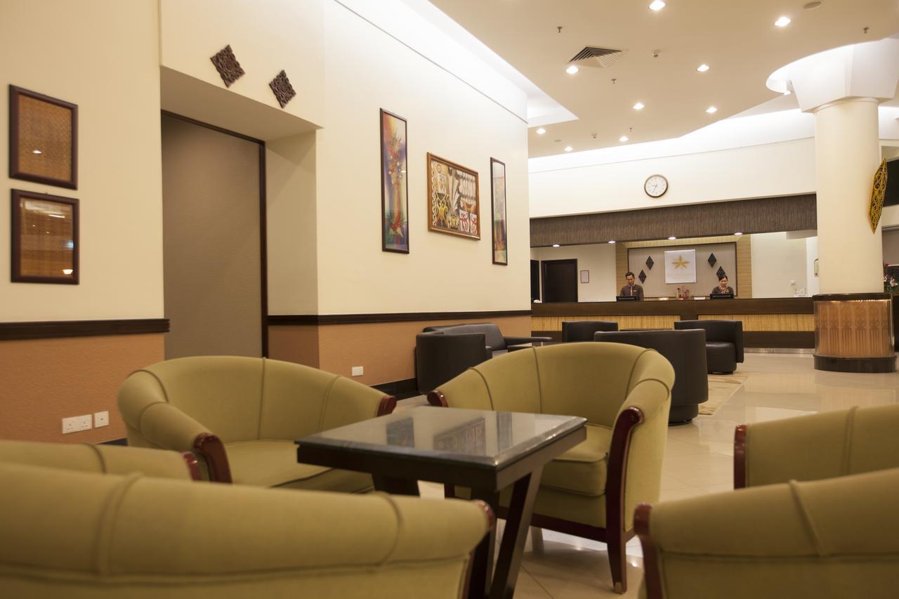 Hotel Seri Malaysia Лавас Экстерьер фото